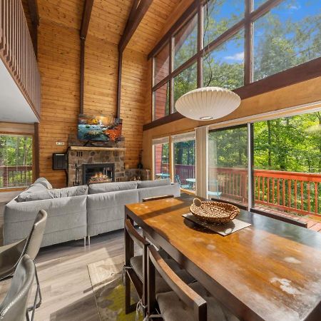 Treetops Chalet - 3Bd/2Bt Boutique Cabin W/Mt Leconte Views In Gatlinburg Exteriör bild